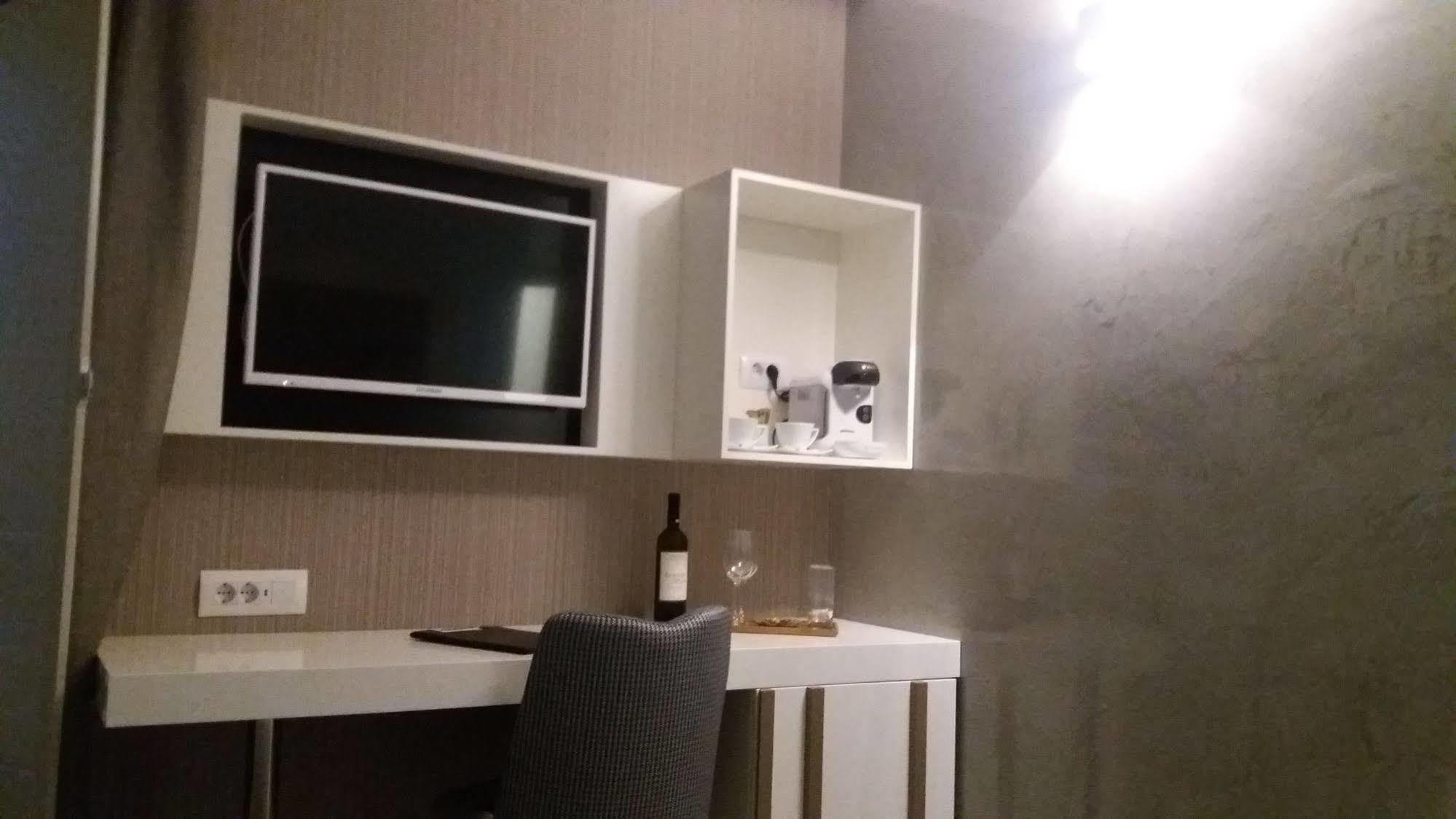 Platia Hotell Fira  Exteriör bild